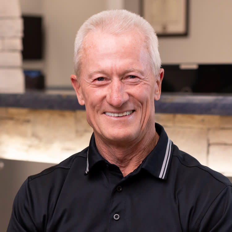 Larry DI Orthognathic facewall